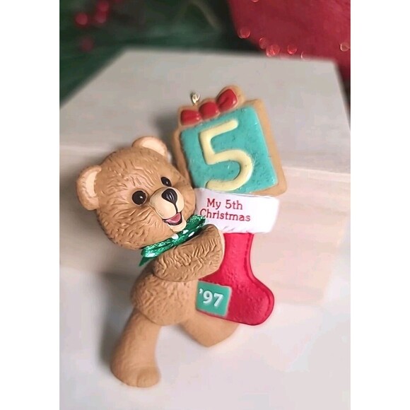 Vintage Bear Hallmark 1997 Child's Fifth Christmas Keepsake Ornament - Picture 4 of 6